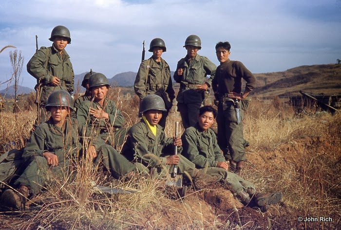 20 Color Photographs of Korean War in the 1950s Vintage 