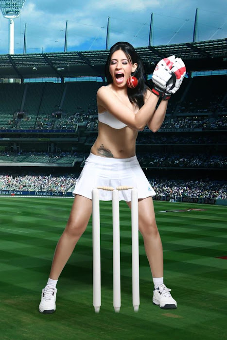 rozlyn khan cricket shoot actress pics