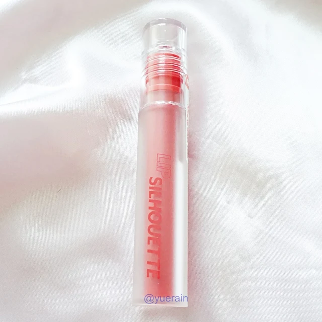 I'M MEME Lip Silhouette Gloss Tint in 04 Neo Scarlet