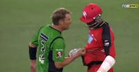 Shocking Fight Video of Marlon Samuels and Shane Warne