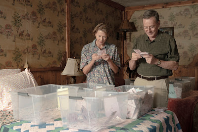 Jerry And Marge Go Large 2022 Bryan Cranston Annette Bening Image 2