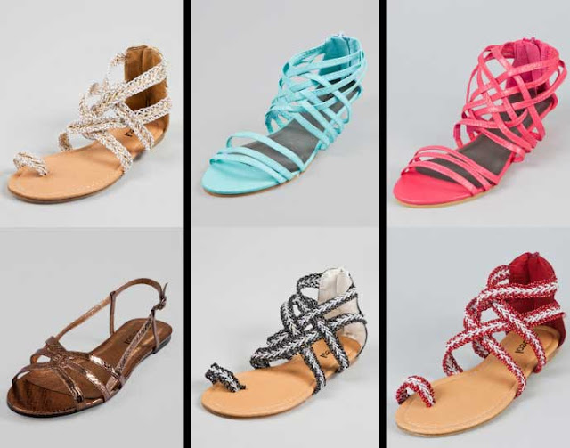 Las sandalias siguen de moda en primavera-verano 2013