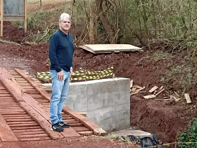 Prefeito Luiz Ernesto acompanha obras em andamento em Palotina