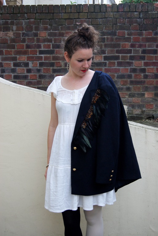 And there you have it- a beautiful, unique, en trend jacket which will get all your friends asking you where you got it! 