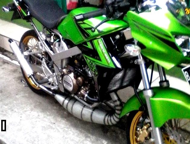  Modifikasi Motor  Ninja  150 R  Velg Ruji Tapak Lebar 