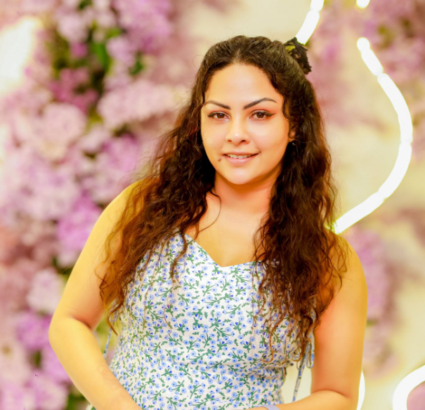 Shalani Tharaka: Height, Age, Husband, Children, Family, Biography