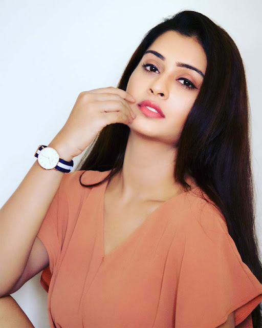 Payal Rajput latest sensuous pics