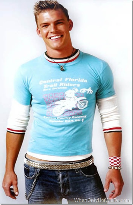 alan ritchson