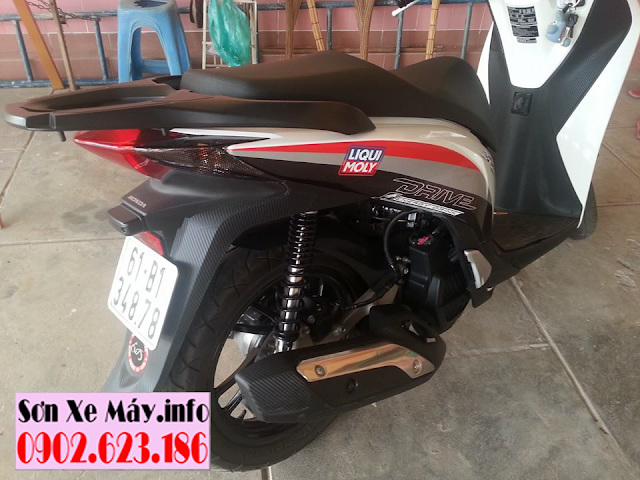 Sơn xe Honda SH VN màu trắng - đen nhám