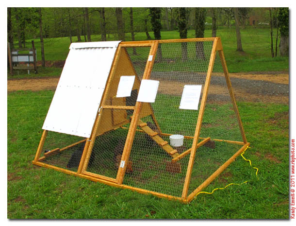 Chcken Coop: Mobile chicken coop plans