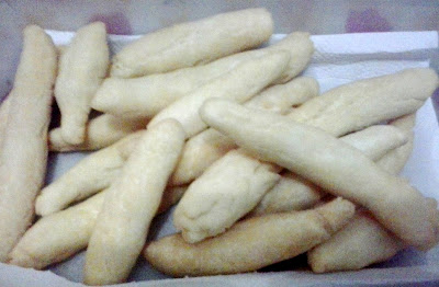 BISCOITO DE POLVILHO COMPRIDO