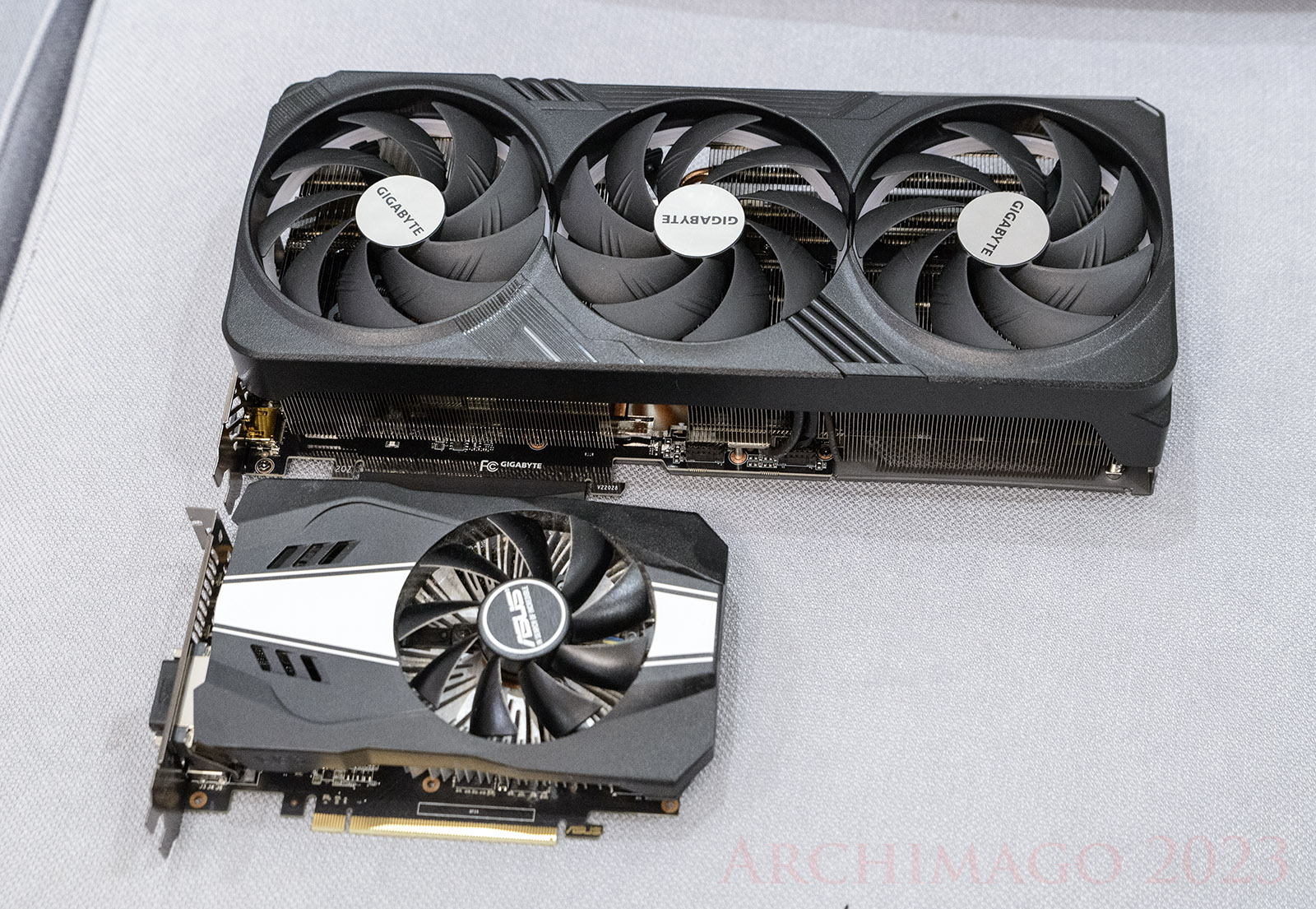 GeForce RTX 4060 Laptop GPU shows 20% higher 3DMark performance than RTX  3060 