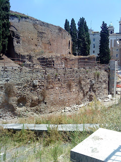 by E.V.Pita... Rome: Mausoleum of emperor Augustus / por E.V.Pita... Mausoleo de Augusto en Roma