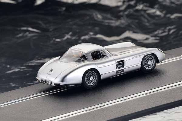 model_auto_mercedes-benz_300_slr