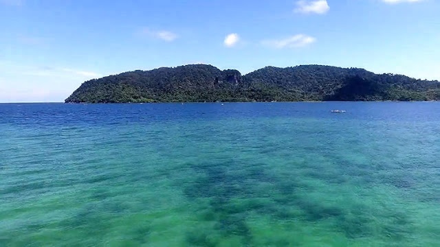 Snorkeling di pulau pelapis photo