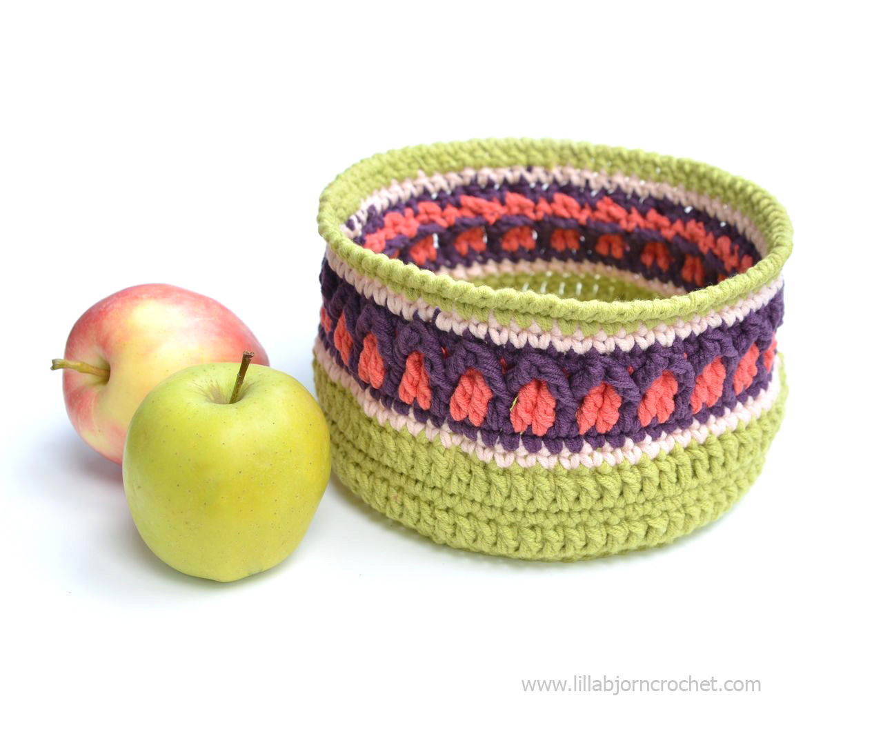 Fall Apple Basket. Free crochet pattern - by Lilla Bjorn Crochet