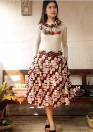 Model dress batik pesta elegan Terbaru