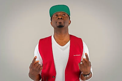 Wole Awolola