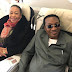 Le couple Bruno Tshibala (Brutshi) dans l'avion en plein voyage pour Kinshasa