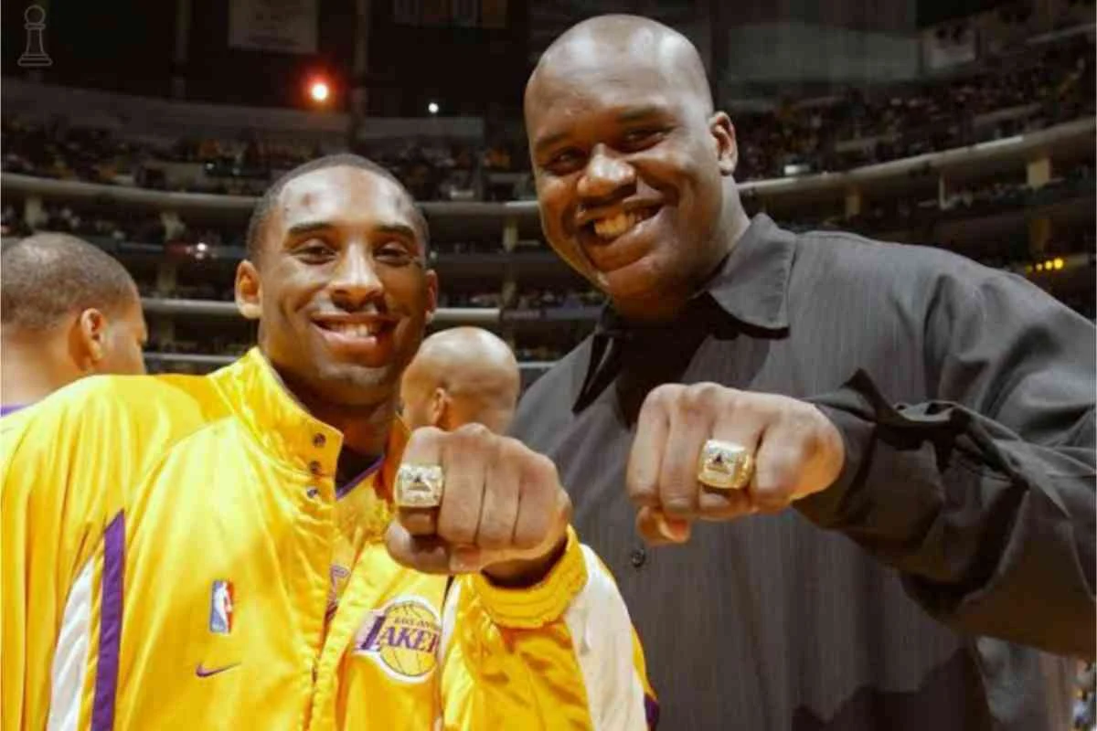 Kobe Byant and Shaquille O'Neal for the Los Angeles Lakers