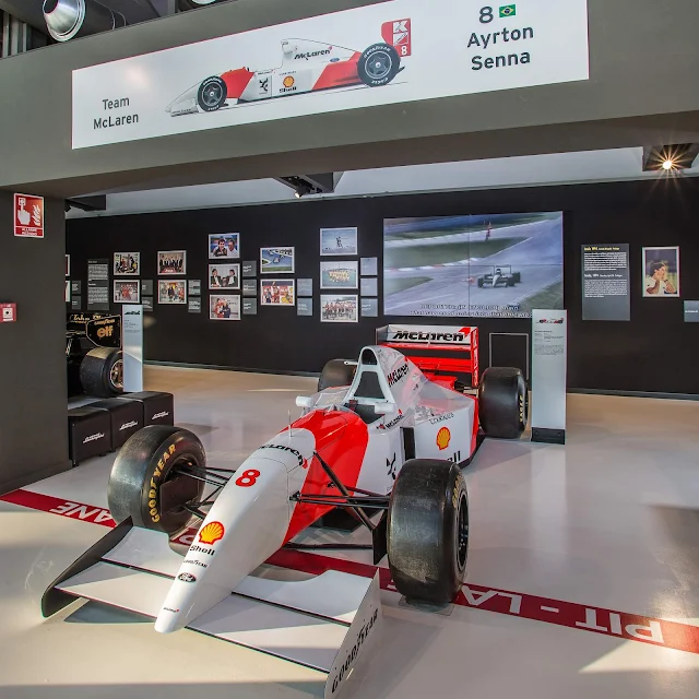 Lamborghini homenageia Ayrton Senna em exposição - Itália