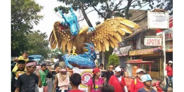  VIRAL  CHINA Mulai Merusak Negeri Kita Pawai HUT RI ke 