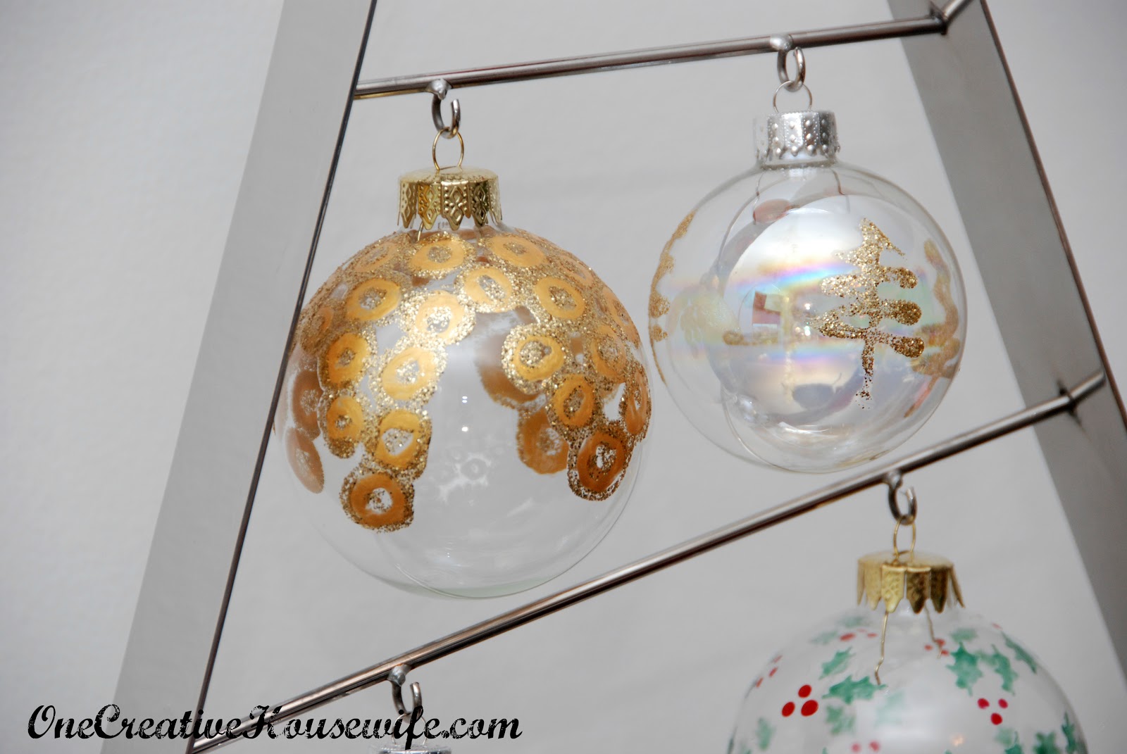 One Creative Housewife: DIY Christmas Ornaments