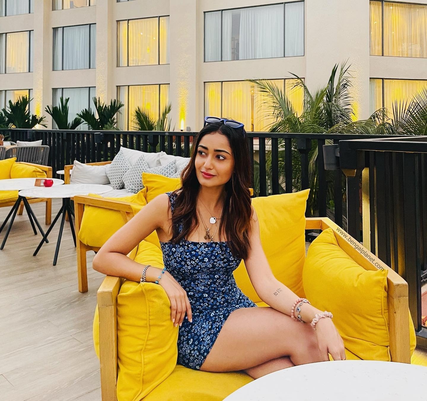 Tridha-Choudhury-looks-chic-hot-and-classy-in-these-pictures-80-Bengalplanet.com