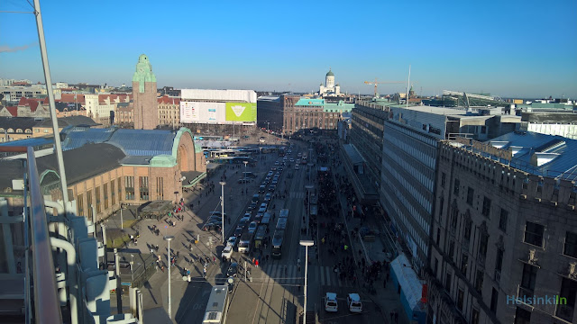 traffic in the city center