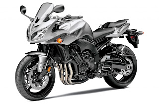 2011 Yamaha FZ1 Gallery