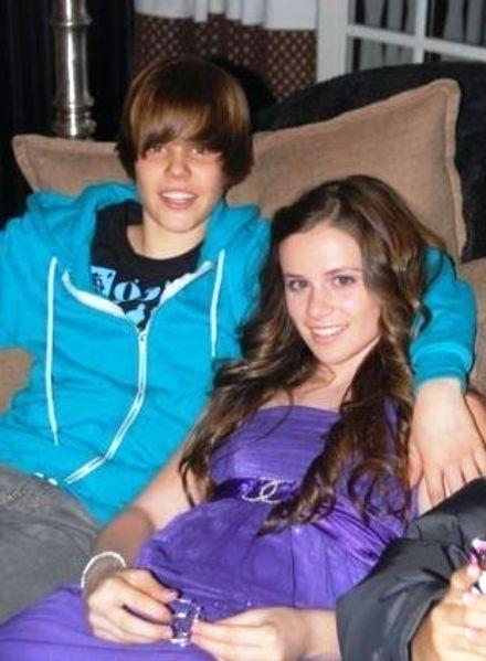  de Justin Bieber besando a una de sus ex-novias en Canadá.