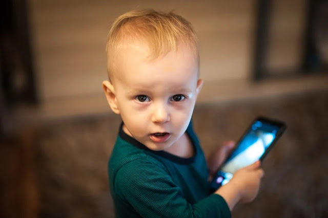 The Peril Of Screen Addiction Among Toddlers And The Roles Of Parentrs to Prevent The Scourge