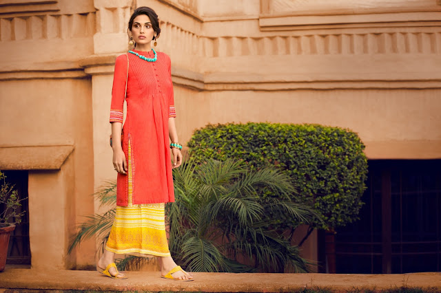 Walk Out In Style This Monsoon With Rangriti
