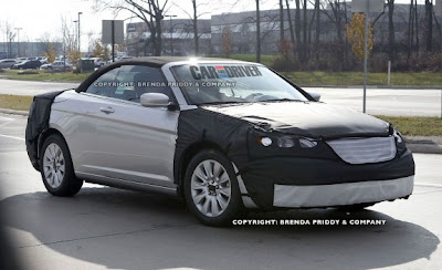 Spied : 2012 Chrysler 200 convertible pictures and details