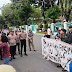 APM-ST Kembali Geruduk Kantor Walikota Sibolga Nyaris Membakar Ban 