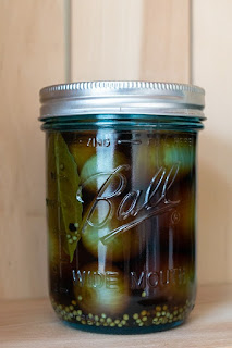 Pub Style Pickled Onions, featured at Encouraging Hearts and Home Blog Hop.