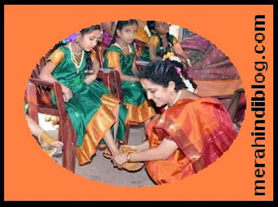 नवरात्रि में कन्याओं के पैरों का पूजन क्यों होता है? Navratri me kanya ke pair pujne ka kya karan hai?