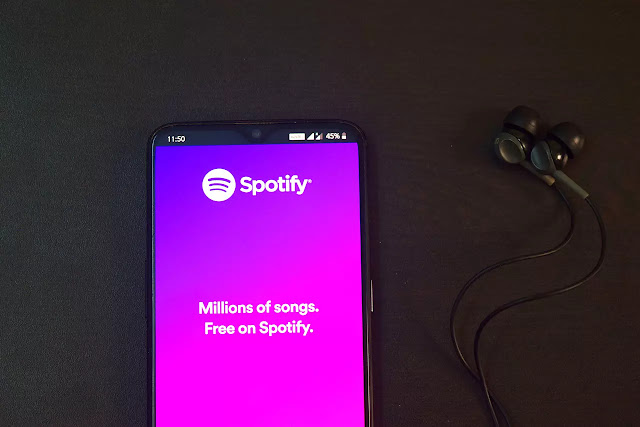 Tentang Spotify Mulai dari Awal Berdiri adanya Polemik & Dirilisnya di Indonesia
