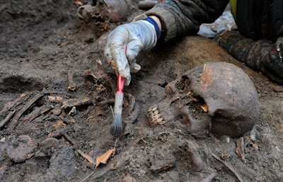 restos humanos del siglo 17