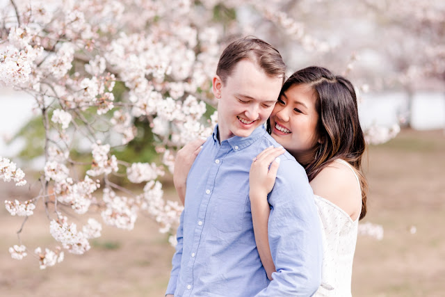 Washington DC Cherry Blossom Jefferson Memorial Engagement Session photographed by Heather Ryan Photography