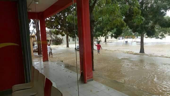 Gambar Banjir Di Masjid Tanah, Melaka Hari Ini 30 Mac 2017 