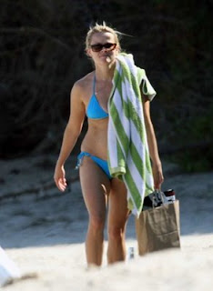 Reese Witherspoon bikini pictures