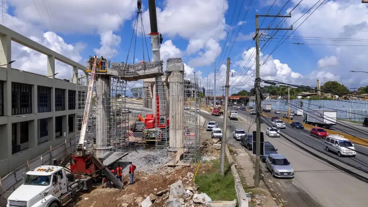 Línea 2 del Metro Santo Domingo