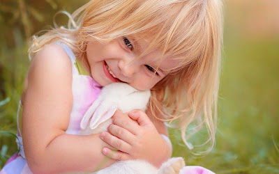 cute-girl-playing-with-rabbit