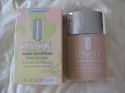As many of you know, I recently tried Clinique's Even Better foundation .