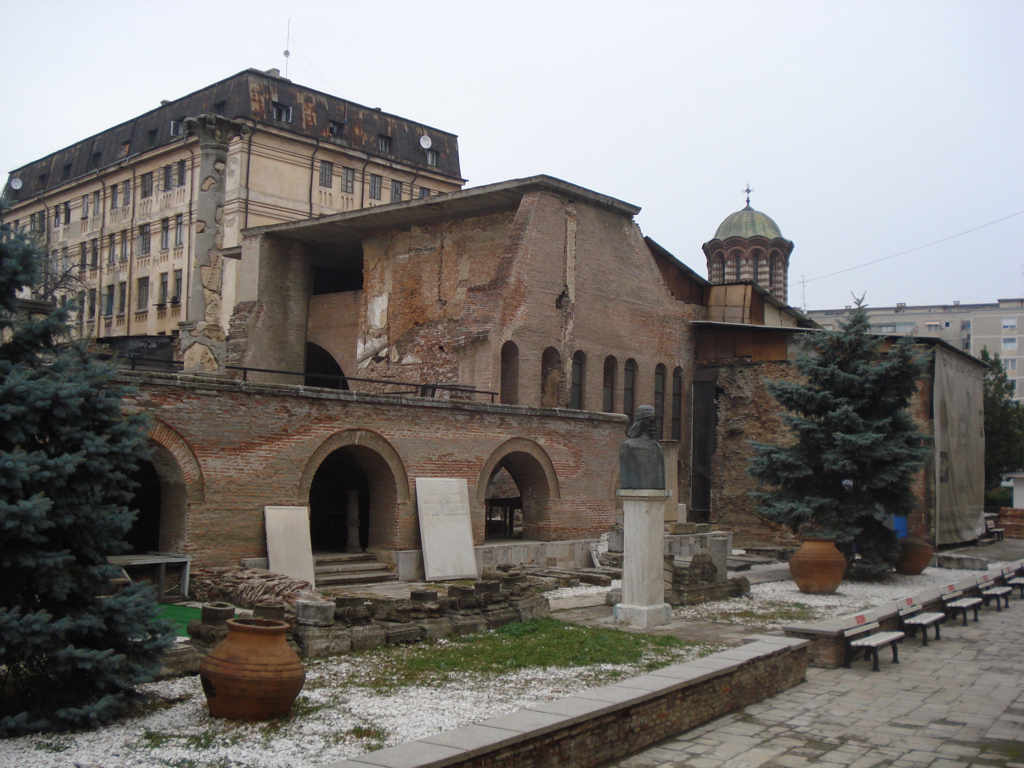 Curtea Veche (Corte Vieja) (Bucarest) (Rumanía) (@mibaulviajero)