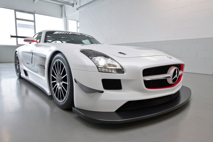 2010 MercedesBenz SLS AMG GT3 Race Car