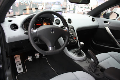 Peugeot RCZ Interior