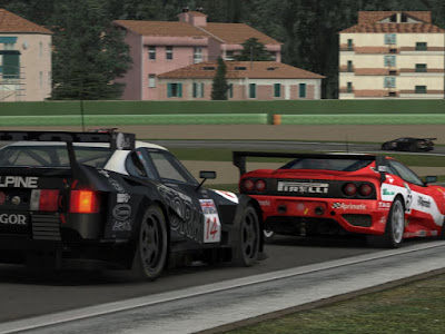 GTR 2 FIA GT Racing Game