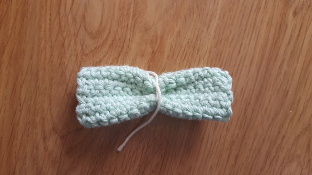 DIY easy crochet bows tutorial